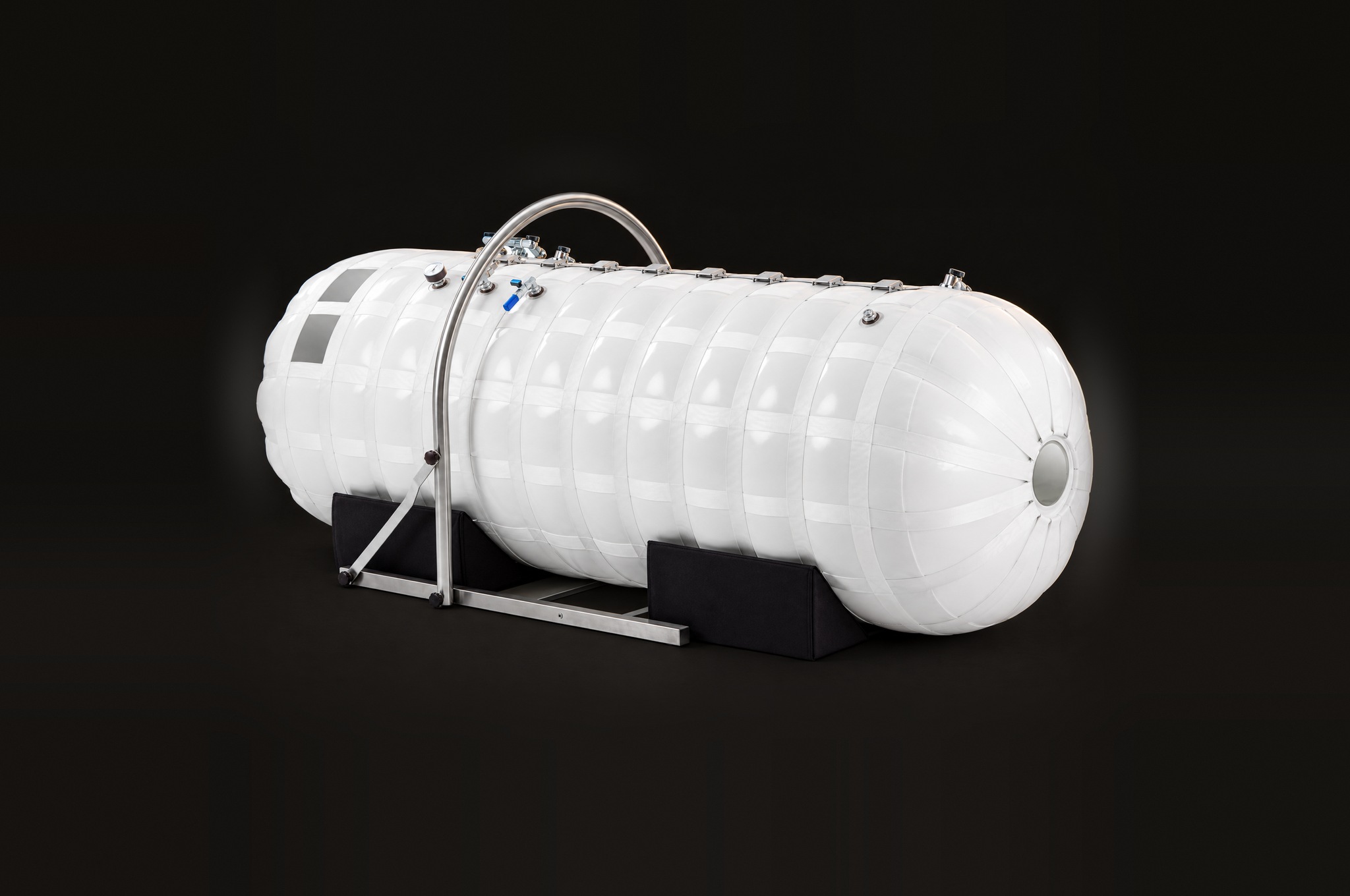 AHA Fit 20 hyperbaric chamber