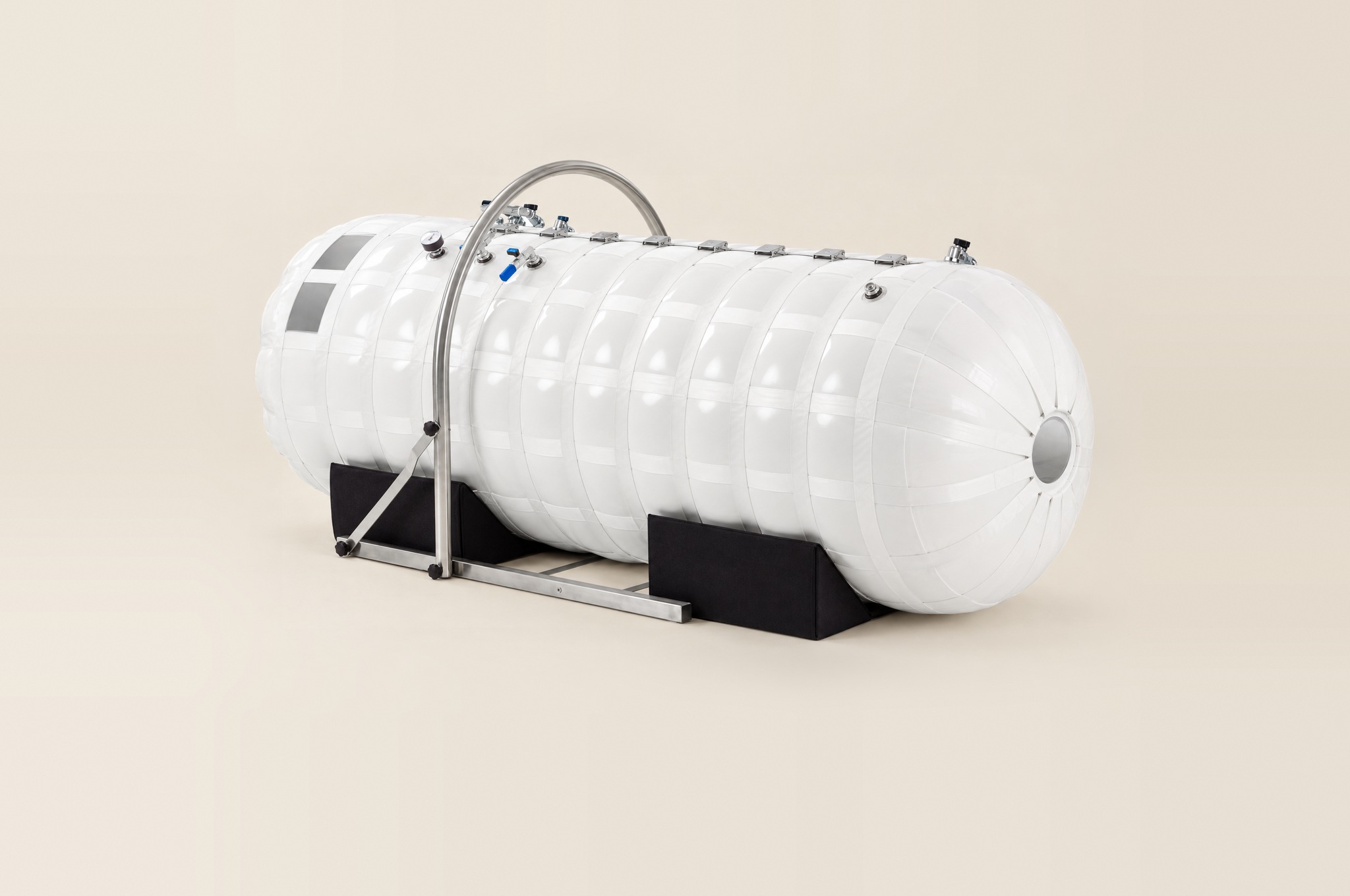 AHA Fit 20 hyperbaric chamber