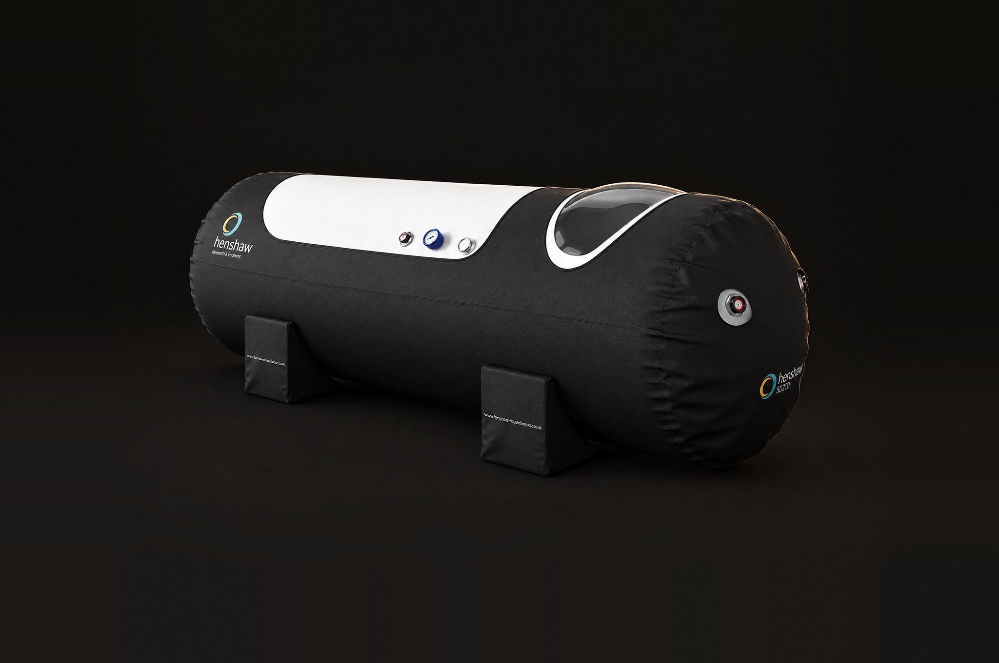Henshaw Solo hyperbaric chamber