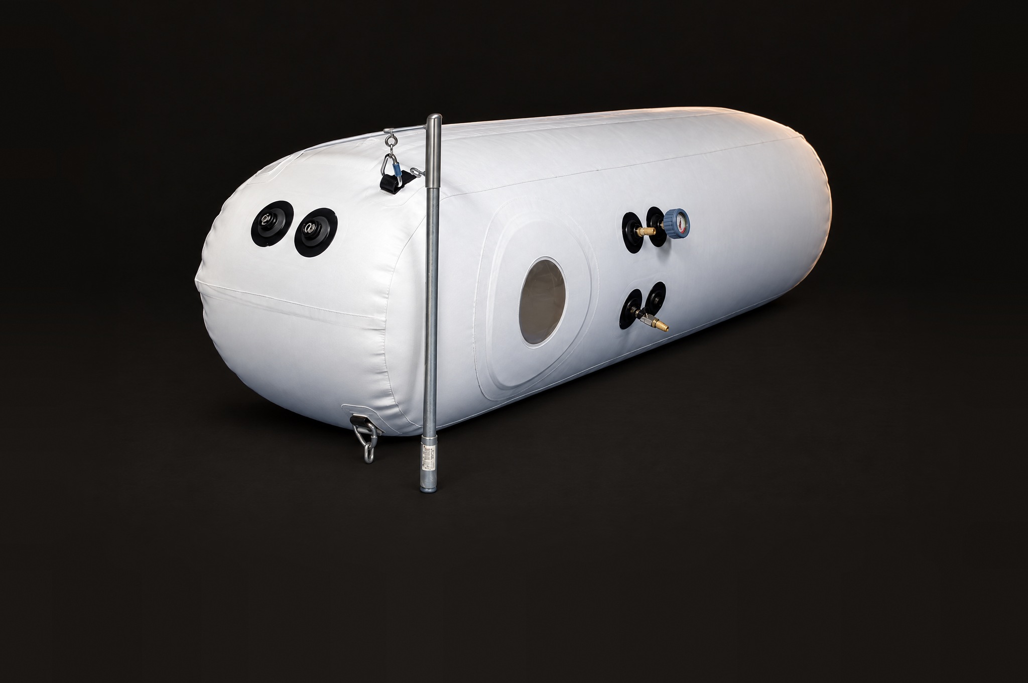 Newtowne C4-27 hyperbaric chamber