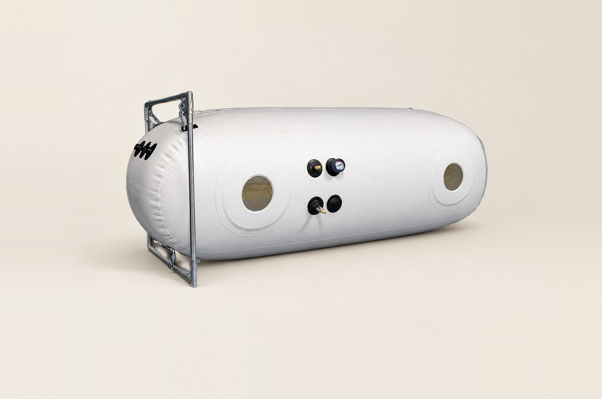 Newtowne C4-34 hyperbaric chamber