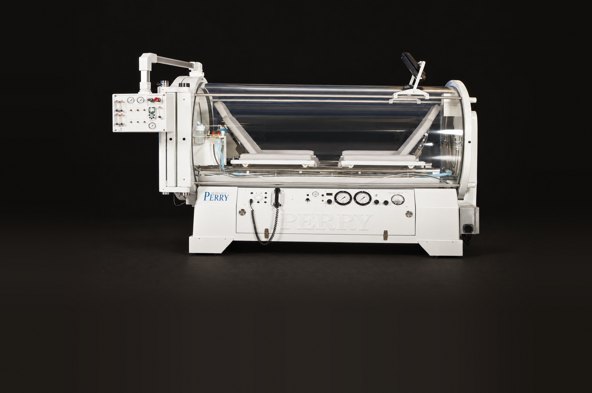 Perry Baromedical Sigma 40-II hyperbaric chamber