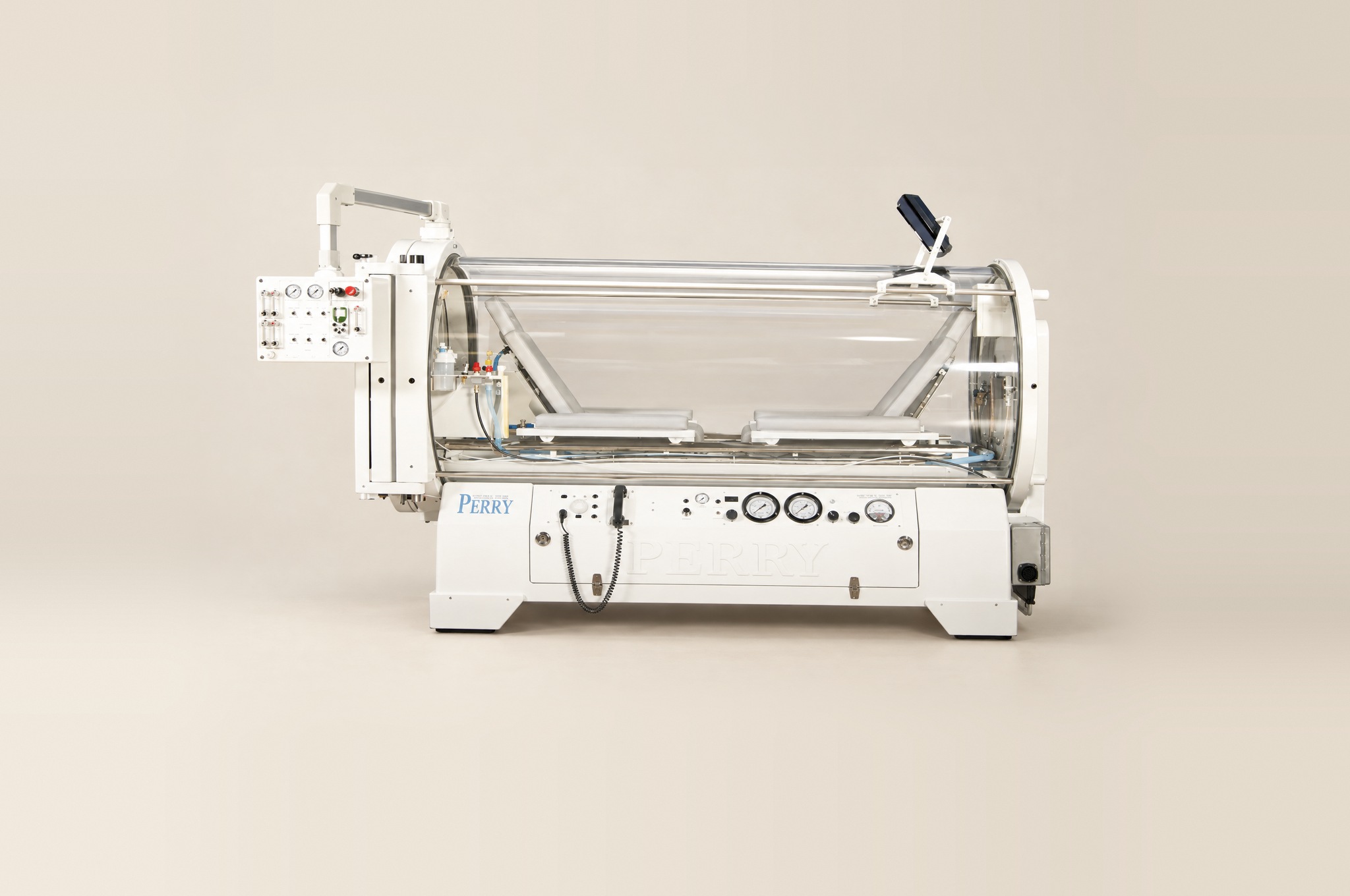 Perry Baromedical Sigma 40-II hyperbaric chamber