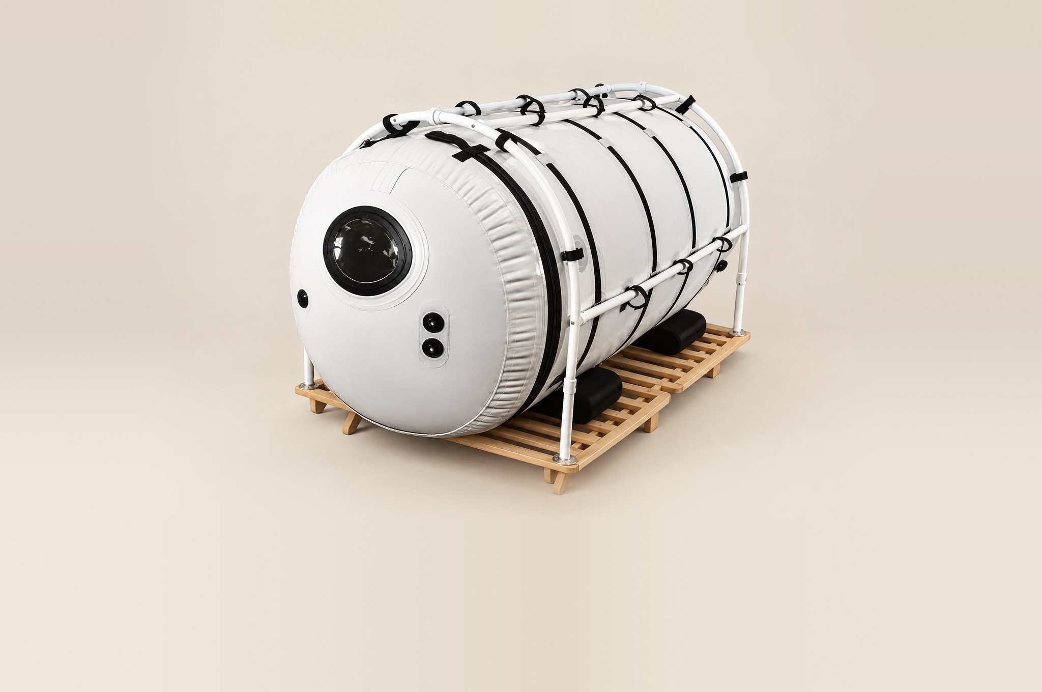 Summit to Sea Grand Dive Pro hyperbaric chamber